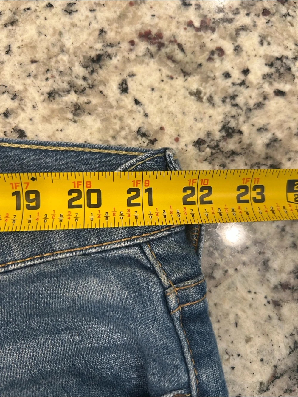 Levis straight leg